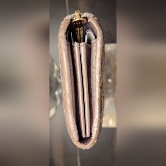 GUCCI GG Leather Zip Wallet in Lavender 2956710959 - Picture 12 of 15